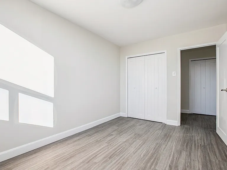 365 Lake St — Photo 15