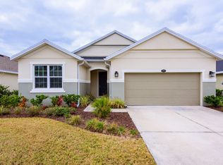 572 Champion Ridge Dr, Daytona Beach, FL 32124