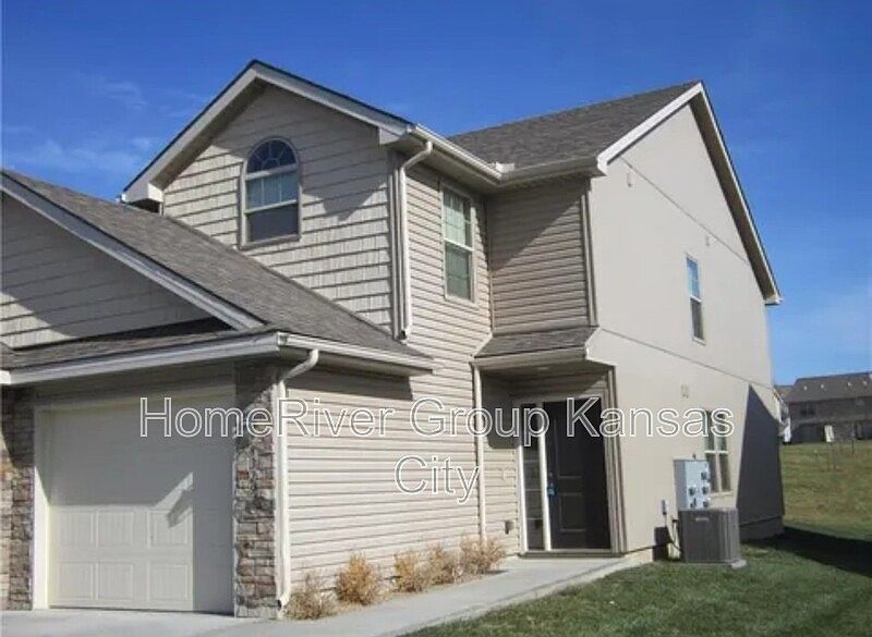 2nd image of 8329 N Spruce Ave