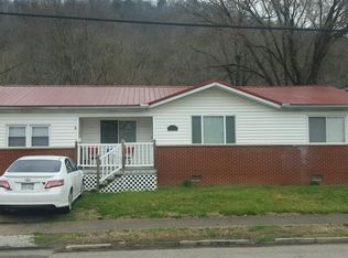 805 Main Ave, Nitro, WV 25143