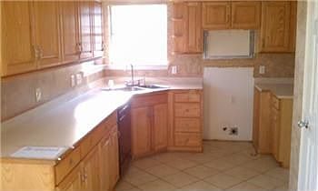 4th image of 210 Audra Ave