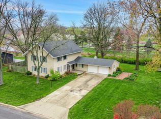 181 Tilton Park Dr, Dekalb, IL