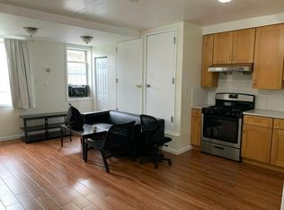 12-31 30th Dr #B, Astoria, NY 11102