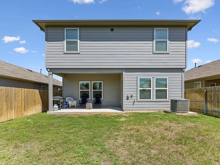 343 Sickle Loop — Photo 34