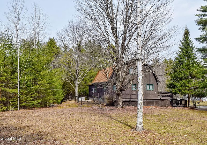 3rd image of 65 Donnelly Road