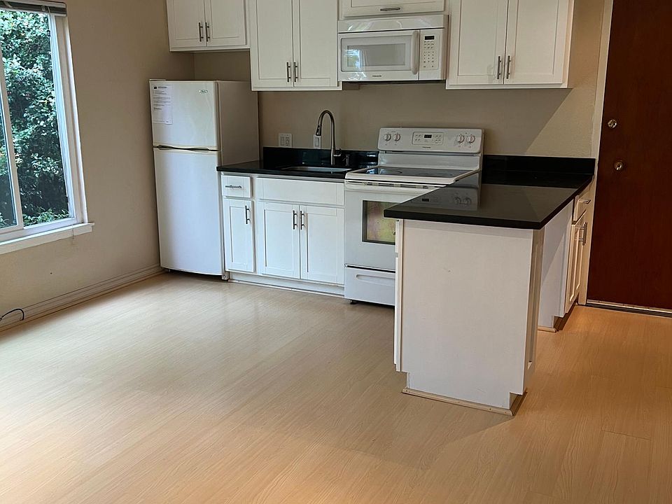 1st image of 2585 Clay St