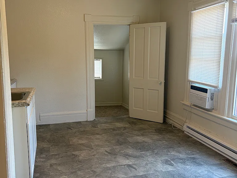 803 E Kiowa St #4 — Photo 5