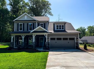 4163 Clinard Rd, Clemmons, NC 27012