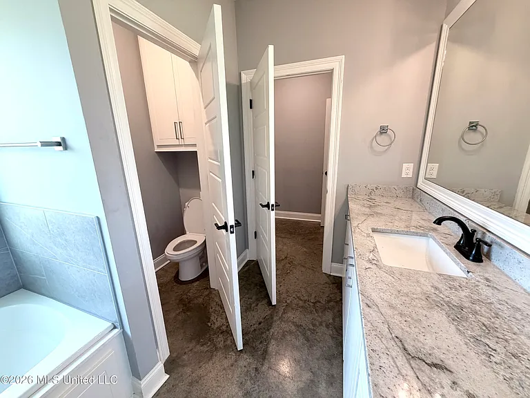 531 Birchwood Blvd — Photo 18