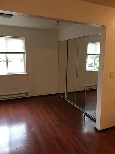 14314 32nd Ave NE #102 Photo 1