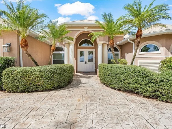 9419 Treasure Lake Ct, Saint James City, FL 33956