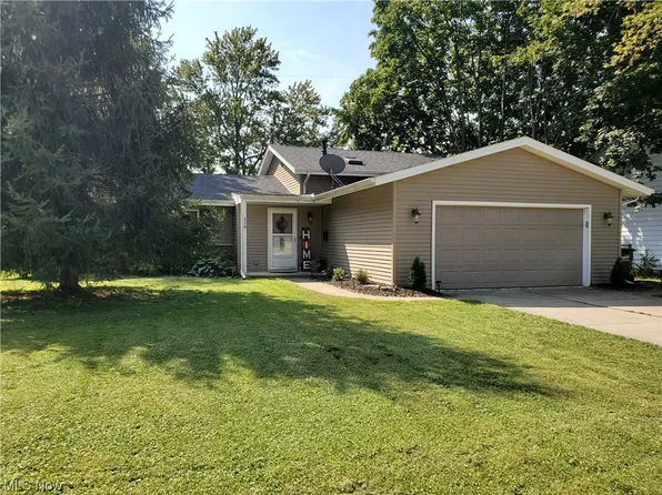 359 Wallace Dr, Berea, OH 44017