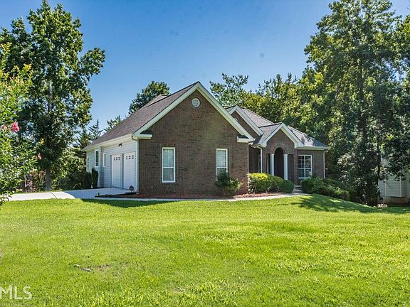 4th image of 9389 Grace Lake Dr