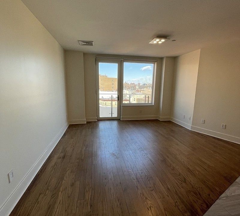 1st image of 26-11 28th St #5C