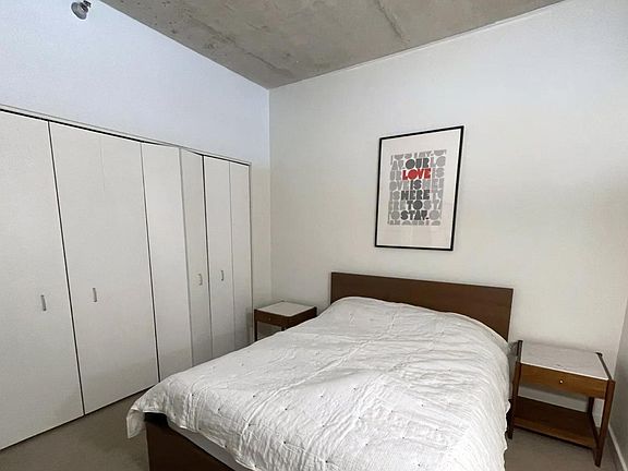 5th image of 720 N Larrabee St APT 1104