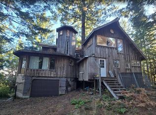 8750 Wilder Ridge Rd, Garberville, CA 95542