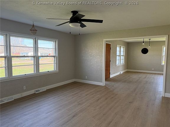 5th image of 691 2nd St