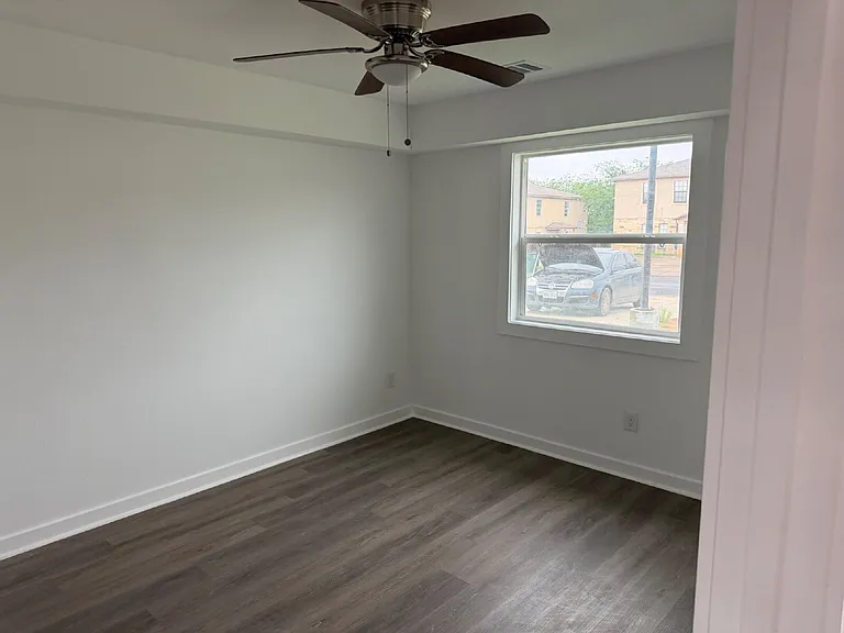 7651 Oak Chase #2 — Photo 57
