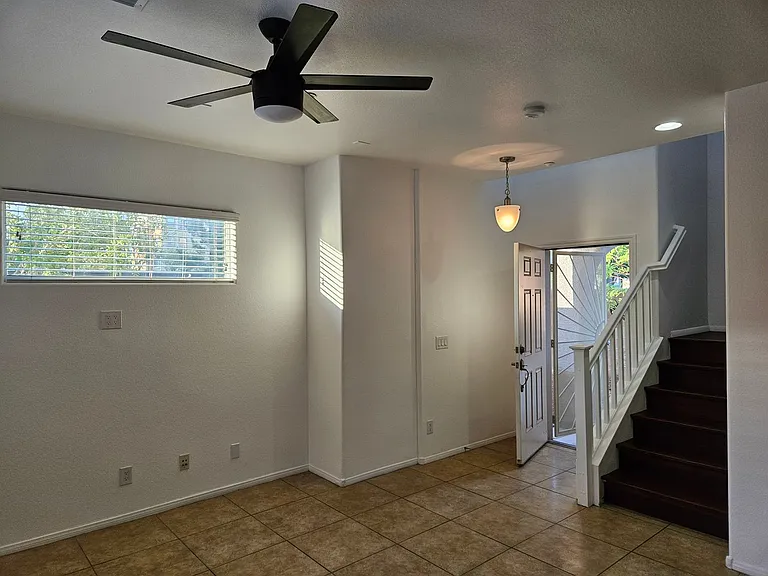 7349 Trailside Park Ct — Photo 7