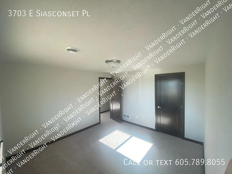 3703 E Siasconset Pl — Photo 10