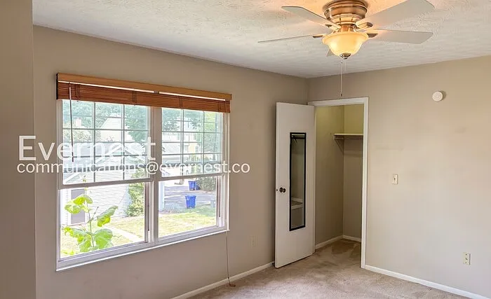 1268 Michigan Ave — Photo 26