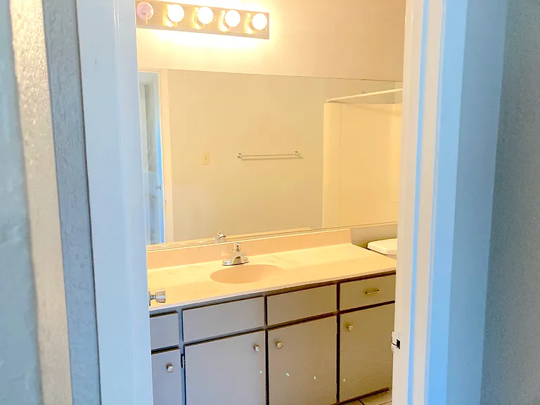 910 Duncan Ln #2 — Photo 9