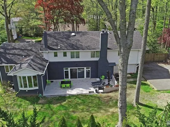 397 Eton St, Englewood, NJ 07631