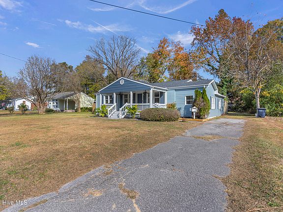3rd image of 704 Vernon Drive