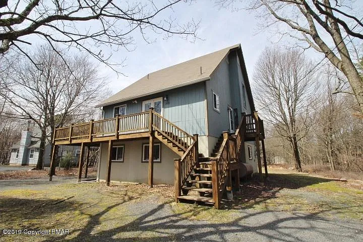 105 Chapman Cir photo 1