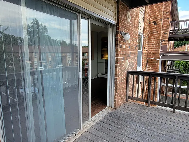 43 Balance Rock Rd #10 — Photo 10