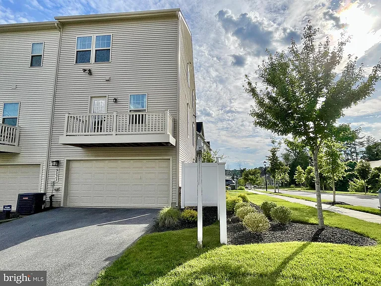 9537 Tall Oaks Rd — Photo 51