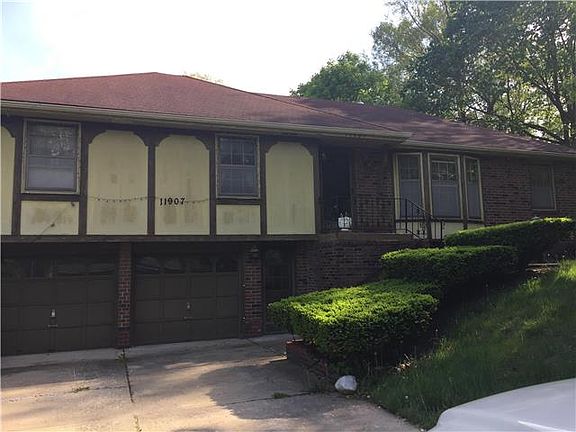 2nd image of 11907 E 58th Ter