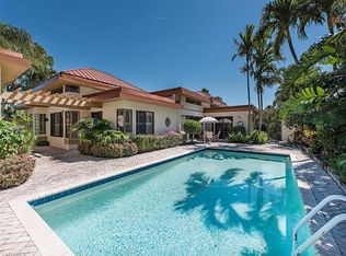 6810 Pelican Bay Blvd, Naples, FL 34108