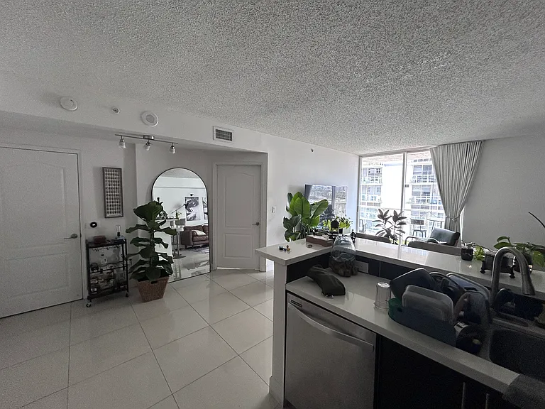 5085 NW 7th St #1410 — Photo 11