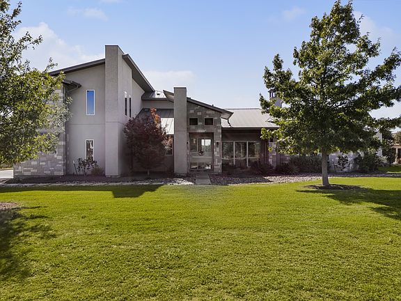 2nd image of 8700 Bellancia Dr