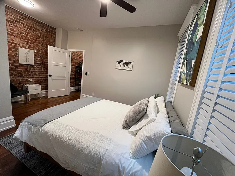 Dennison Ave 866-868 CR — Photo 60