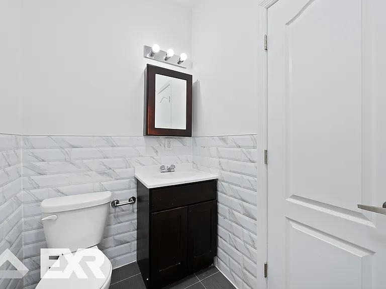 987 Lafayette Ave #1B — Photo 18
