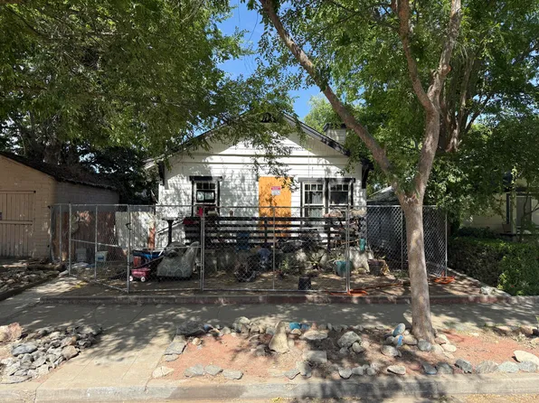 313 S C Street, Exeter, CA 93221