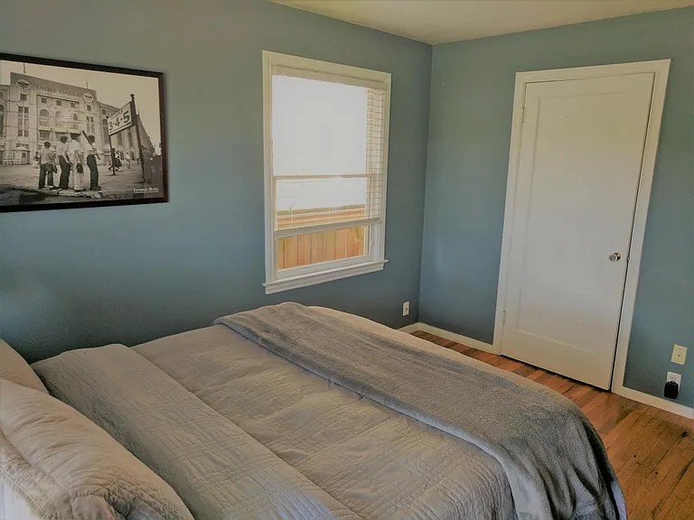 2nd Bedroom: Closet door pictured