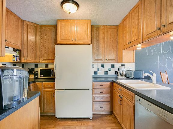 4th image of 6205 64th Ave N