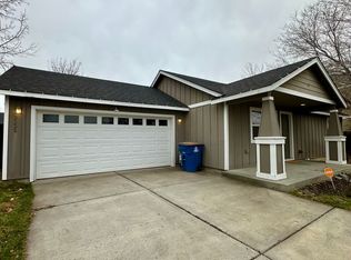 3332 SW Metolius Meadow Ct, Redmond, OR 97756