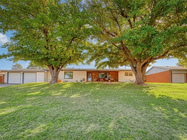 903 S Cearlock Ave, Cheyenne, OK 73628