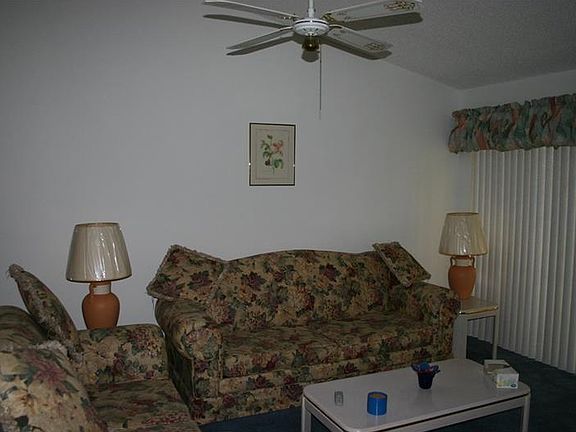5th image of 929 Pebble Creek Cir #929
