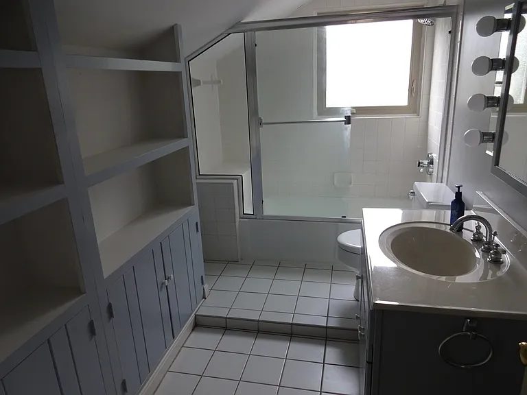 2646 Fair Oaks Ln — Photo 17