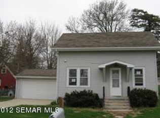 602 S 3rd St, Ellendale, MN 56026