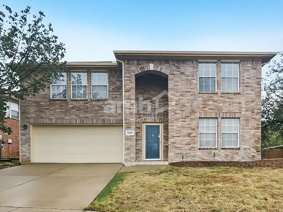 8605 Arcadia Park Dr