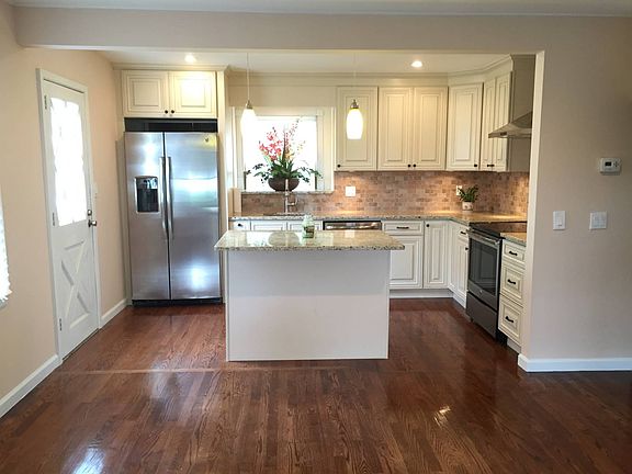 2nd image of 95 Branton Pl