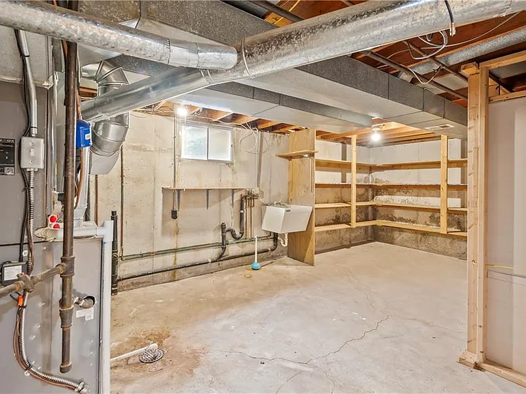 5401 W 102nd St — Photo 25