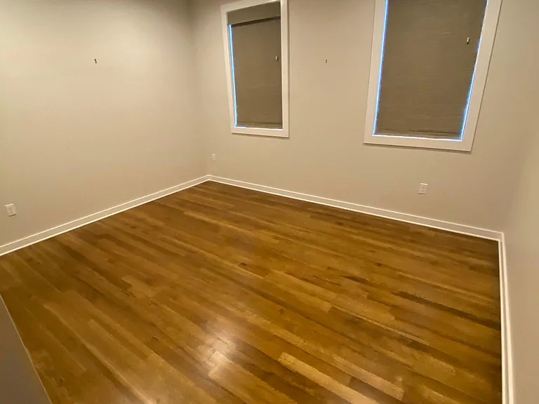2119 Jefferson Ave — Photo 10