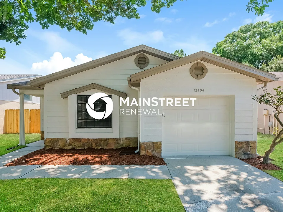 13404 Laraway Dr